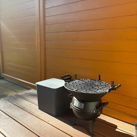 Trzy Sosny Ii Z Ogrodkiem , Grill Apartment