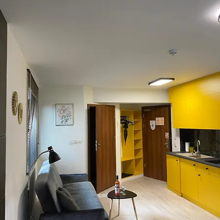 Yellow Garden Apartment Szklarska Poreba