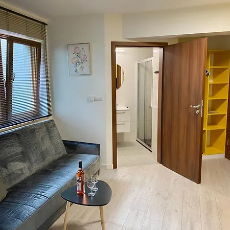 Yellow Garden Apartment Szklarska Poreba